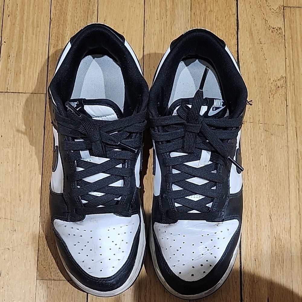 Nike "PANDA" Low-Top Sneakers with Padded Tongue